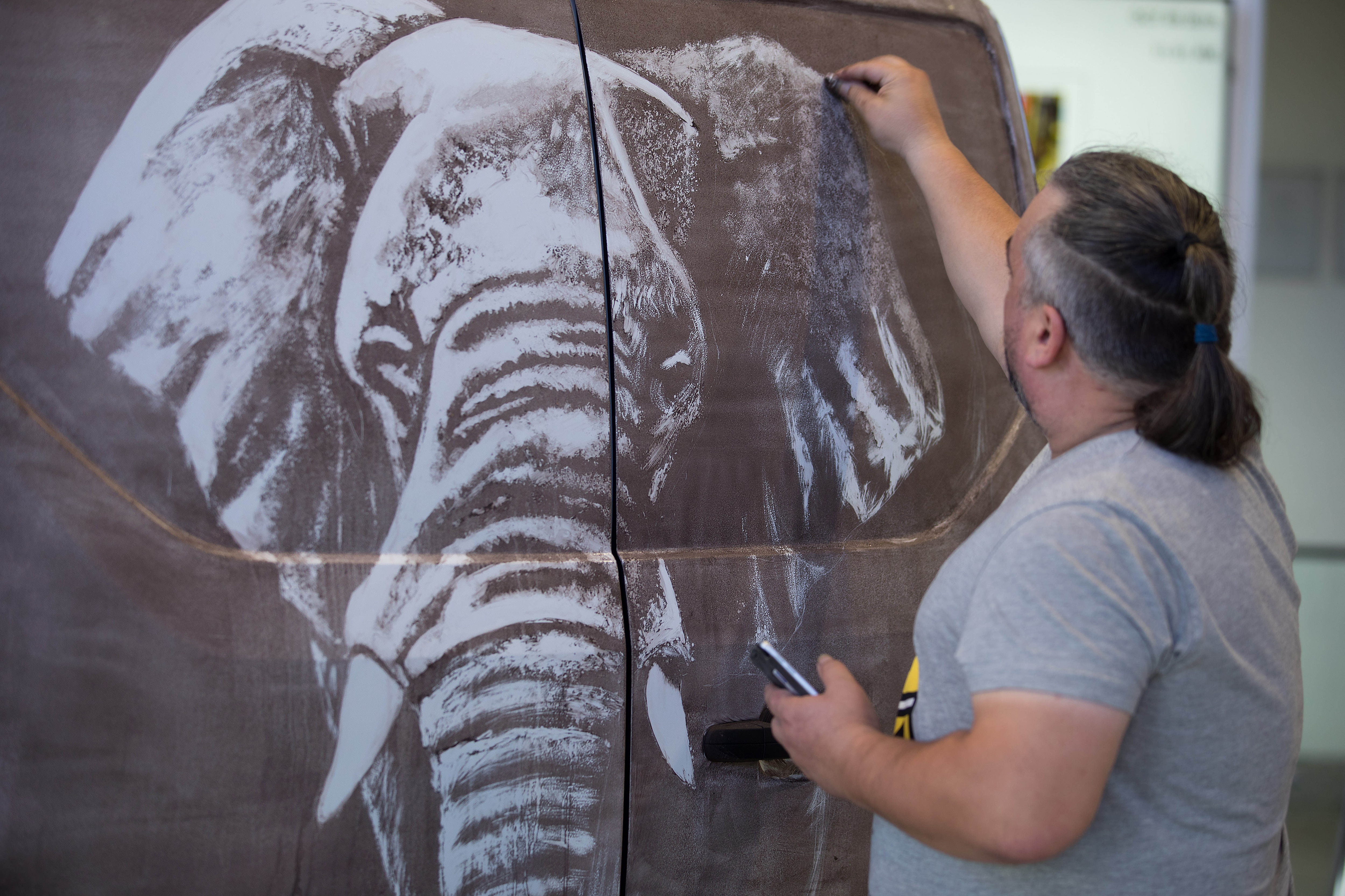 2018 – Ford continues its ‘Elephant in the Transit’ mental health campaign, using dirty van artist Ruddy Muddy to communicate the message of charity campaign partner, Time to Change. Photo credit: David Parry/PA Wire.